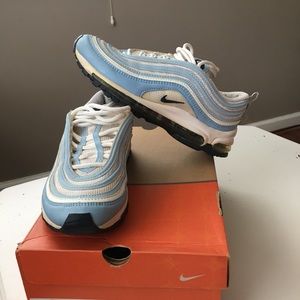 Pair of women’s size 7 Nike air max 97 gently used